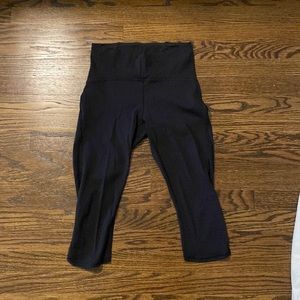 Lululemon cropped leggings 19”
